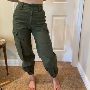 Army green Jackson utility jogger
